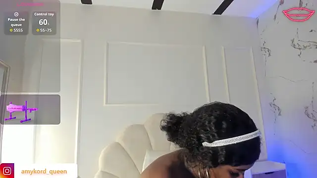 Snapshot of Amykord chatting on 11/06/25, 11:44 Amykord online show from 11/06/25, 11:44