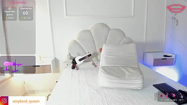 Snapshot of Amykord chatting on 11/11/25, 11:54 Amykord online show from 11/11/25, 11:54