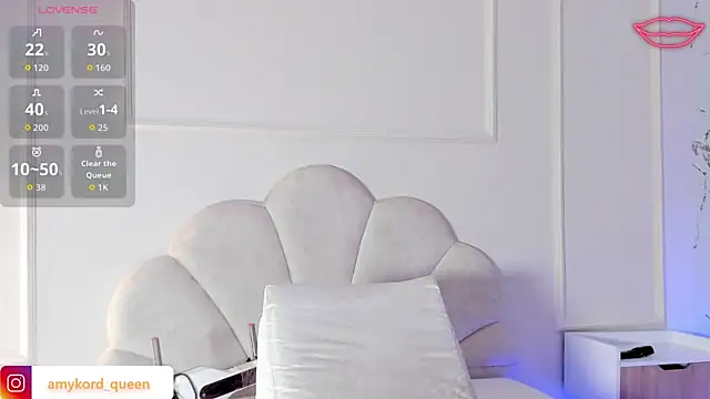 Snapshot of Amykord chatting on 12/04/25, 11:52 Amykord online show from 12/04/25, 11:52