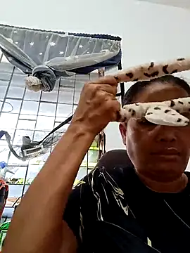 Snapshot of Fon_Bigboobs chatting on 09/13/25, 09:31 Fon Bigboobs online show from 09/13/25, 09:31