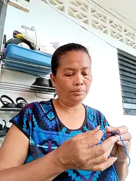 Snapshot of Fon_Bigboobs chatting on 09/27/25, 07:35 Fon Bigboobs online show from 09/27/25, 07:35