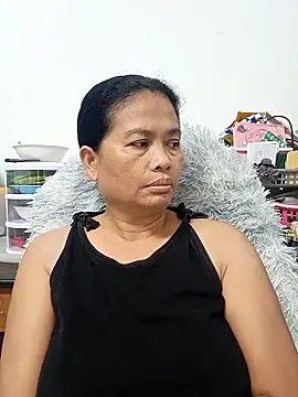 Snapshot of Fon_Bigboobs chatting on 10/04/25, 02:59 Fon Bigboobs online show from 10/04/25, 02:59