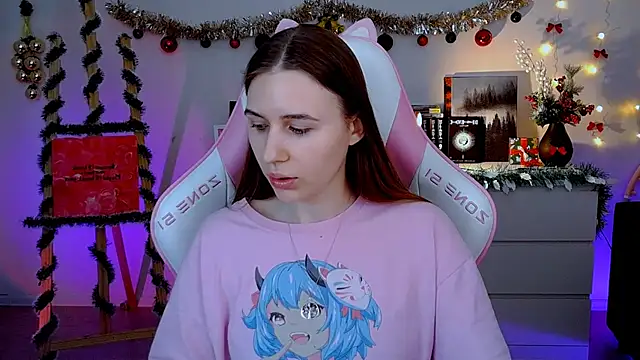 AliceCharmy online show from 12/05/25, 09:29