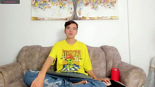 bunny maxi online show from 10/28/25, 12:41