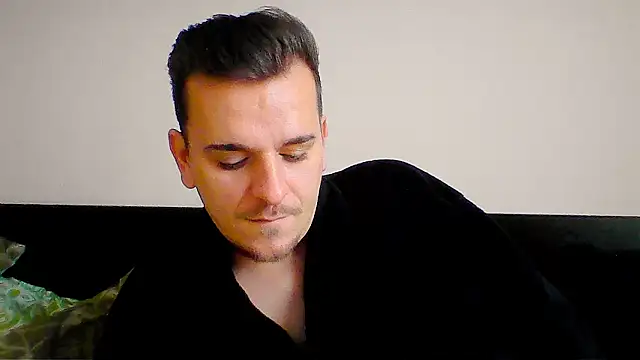 Huge cock22cm online show from 01/08/26, 09:33