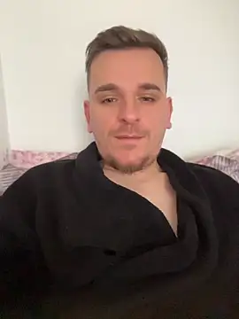 Huge cock22cm online show from 05/08/26, 04:51