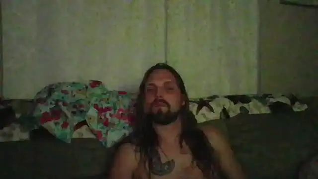 Snapshot of VitaminDrewFl chatting on 07/03/26, 02:51 VitaminDrewFl online show from 07/03/26, 02:51