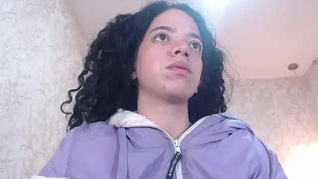 EmmaCowperr online show from 01/05/25, 03:00