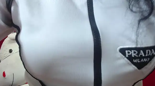 EmmaCowperr online show from 02/05/25, 06:37