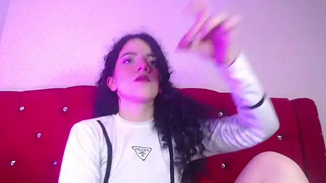 EmmaCowperr online show from 02/13/25, 06:38