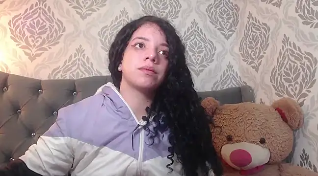 EmmaCowperr online show from 03/06/25, 01:03