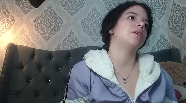 EmmaCowperr online show from 03/07/25, 02:34