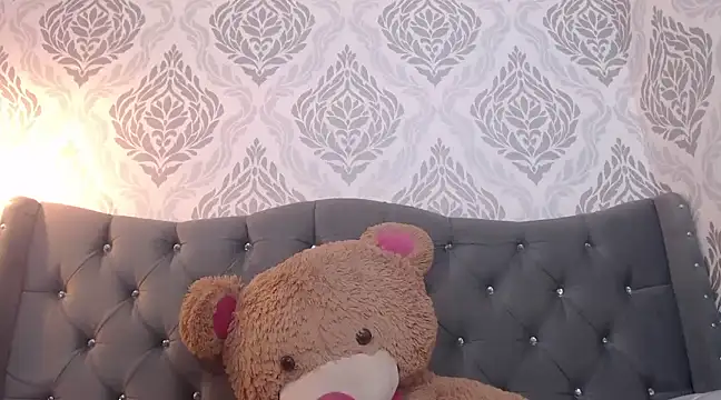 EmmaCowperr online show from 03/12/25, 02:34