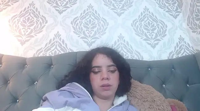 EmmaCowperr online show from 03/19/25, 06:55