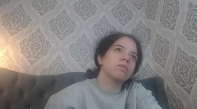 EmmaCowperr online show from 03/22/25, 05:41