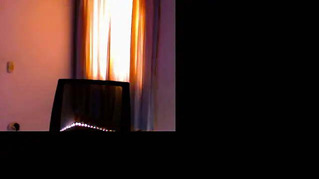 Snapshot of DanteSantoro chatting on 01/08/26, 05:37 DanteSantoro online show from 01/08/26, 05:37