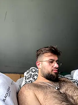 yxssxn24403 online show from 10/15/25, 08:47