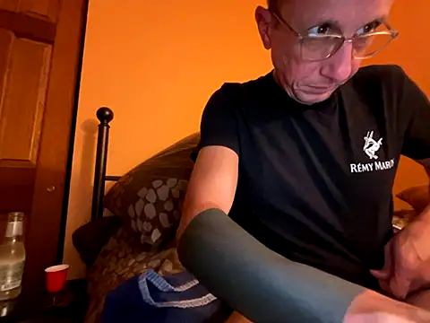 mouser21212 online show from 09/09/25, 09:58