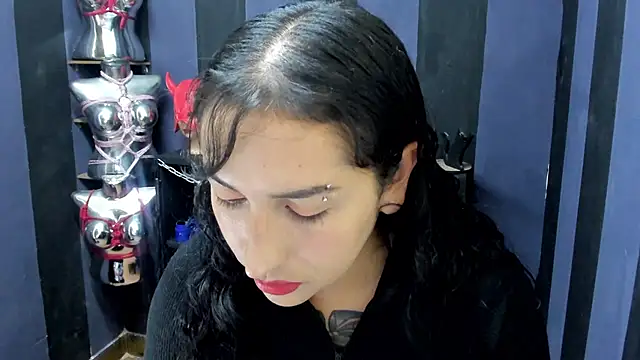 LucyStrike  online show from 02/06/25, 03:06