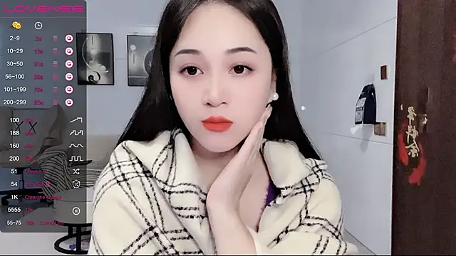 Snapshot of kolll88 chatting on 12/04/24, 04:54 kolll88 online show from 12/04/24, 04:54