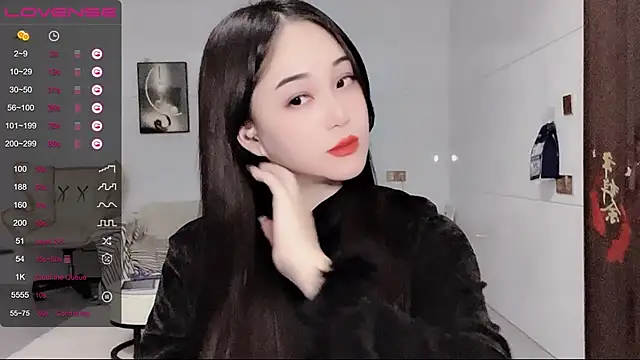 Snapshot of kolll88 chatting on 12/06/24, 02:02 kolll88 online show from 12/06/24, 02:02