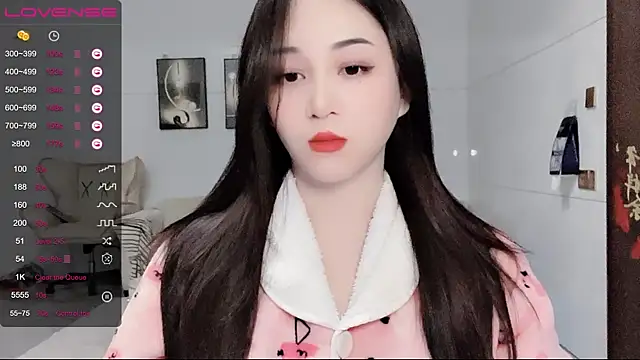 Snapshot of kolll88 chatting on 12/23/24, 03:23 kolll88 online show from 12/23/24, 03:23