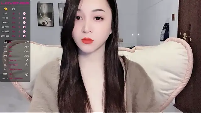 Snapshot of kolll88 chatting on 02/20/25, 04:07 kolll88 online show from 02/20/25, 04:07