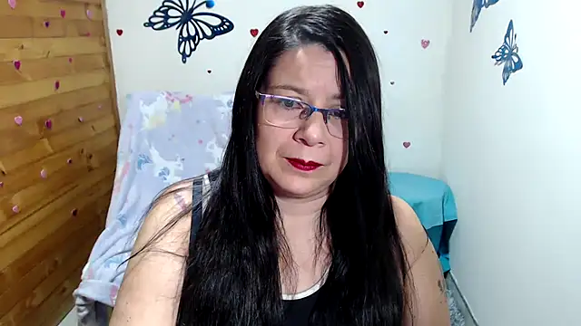 Snapshot of lilisa777 chatting on 10/07/25, 12:41 lilisa777 online show from 10/07/25, 12:41