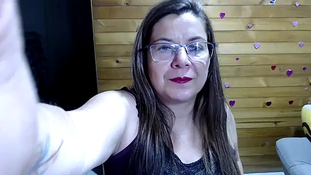 lilisa777 online show from 12/03/25, 12:51