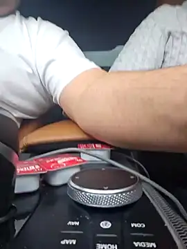 Snapshot of roxy_bigtits1 chatting on 12/18/24, 01:12 roxy bigtits1 online show from 12/18/24, 01:12