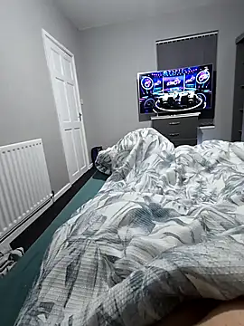 Snapshot of roxy_bigtits1 chatting on 12/24/24, 11:11 roxy bigtits1 online show from 12/24/24, 11:11