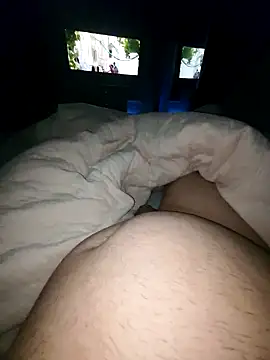 Snapshot of roxy_bigtits1 chatting on 01/12/25, 12:07 roxy bigtits1 online show from 01/12/25, 12:07