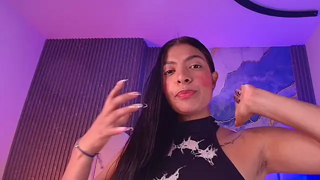 hot dione online show from 04/14/26, 07:20