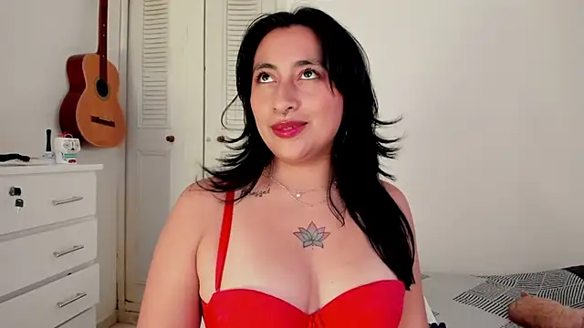 Snapshot of LisaHadwin chatting on 02/09/26, 06:45 LisaHadwin online show from 02/09/26, 06:45