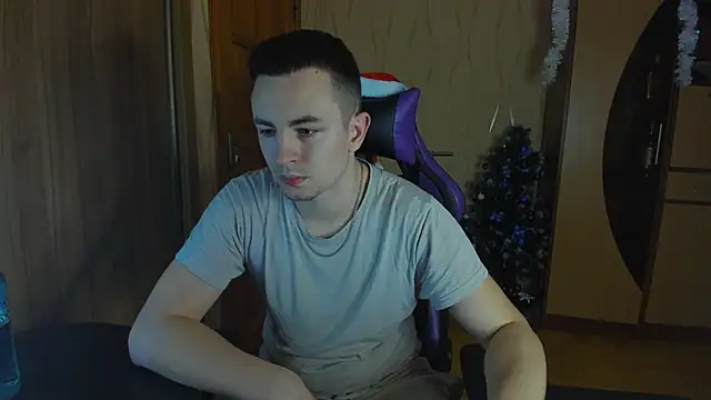 Snapshot of bigmark033 chatting on 01/10/25, 10:39 bigmark033 online show from 01/10/25, 10:39