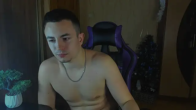 Snapshot of bigmark033 chatting on 01/11/25, 12:07 bigmark033 online show from 01/11/25, 12:07