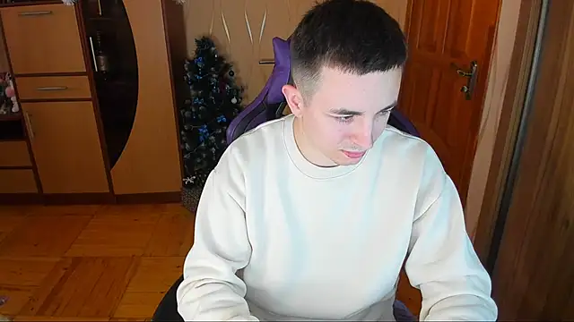 Snapshot of bigmark033 chatting on 02/11/25, 10:48 bigmark033 online show from 02/11/25, 10:48