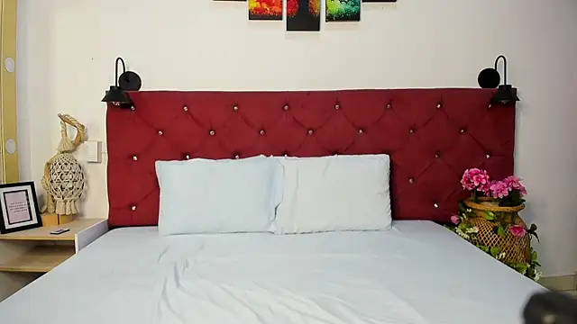 Ruth harvey  online show from 11/26/25, 01:12