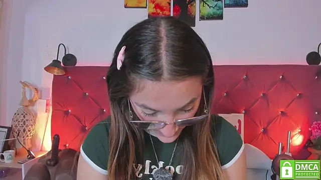 Ruth harvey  online show from 04/06/26, 01:45