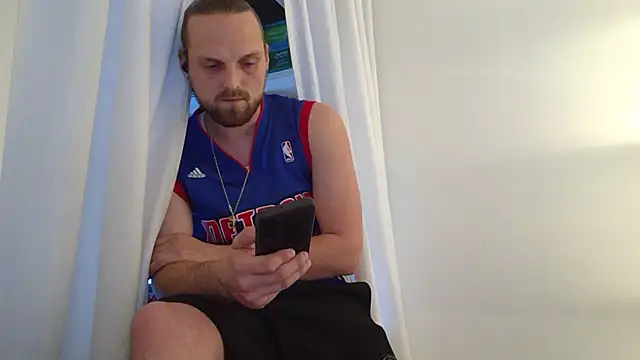 VitaminmanFL online show from 02/09/25, 08:45