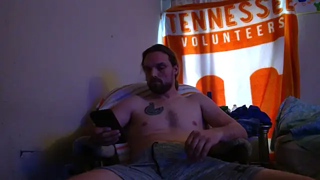 VitaminmanFL online show from 03/05/25, 02:23