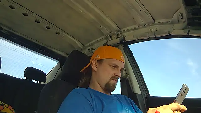 VitaminmanFL online show from 11/24/25, 05:23