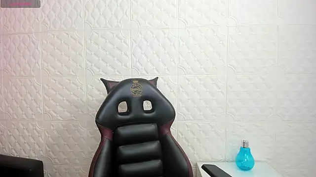 Snapshot of Alessandraa_ferri_ chatting on 12/04/24, 09:02 Alessandraa ferri online show from 12/04/24, 09:02