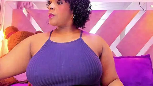 Snapshot of Scarlett-Bonnet chatting on 03/18/25, 03:53 Scarlett-Bonnet online show from 03/18/25, 03:53