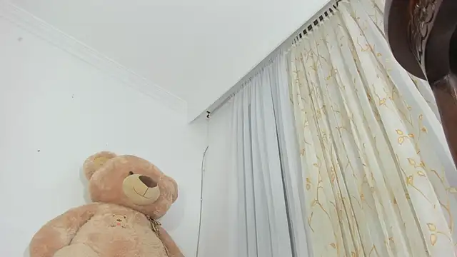 Alex Keit online show from 10/27/25, 03:38