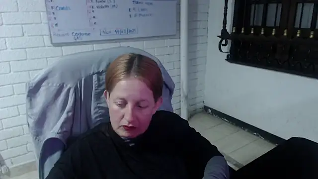 Snapshot of ViioletaMora chatting on 02/09/25, 03:00 ViioletaMora online show from 02/09/25, 03:00