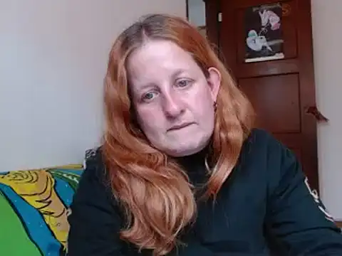 ViioletaMora online show from 12/01/25, 06:35