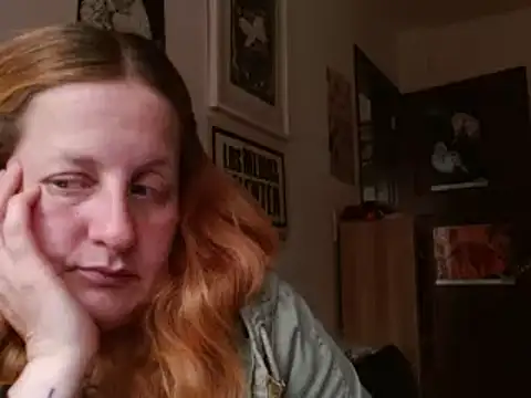 ViioletaMora online show from 04/16/26, 10:23