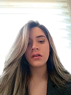 maliciaworld online show from 12/11/24, 09:01