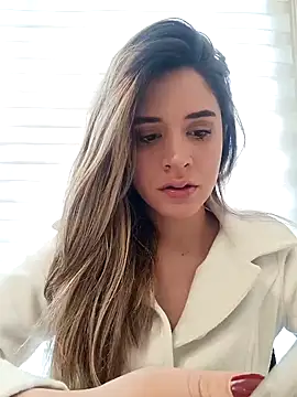 maliciaworld online show from 12/13/24, 06:59